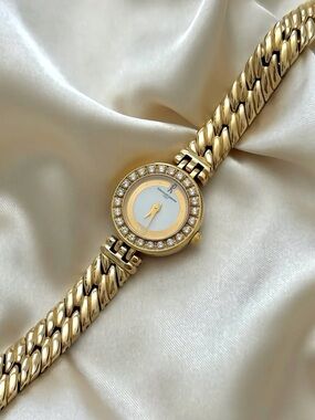 AUTHENTIC VINTAGE ROBERTA DI CAMERINO DIAMOND WATCH
